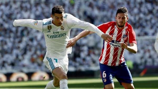 Cristiano Ronaldo y Koke, en el Santiago Bernabéu. Cristiano Ronaldo y Koke, en el Santiago Bernabéu.