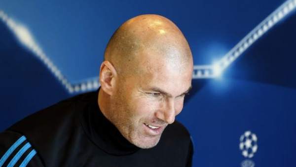 Zinedine Zidane, entrenador del Real Madrid. Zinedine Zidane, entrenador del Real Madrid.