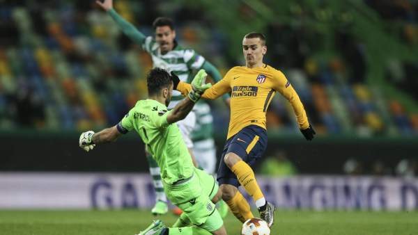 Griezmann ante el Sporting Griezmann ante el Sporting
