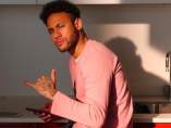 Neymar se chotea de Emery