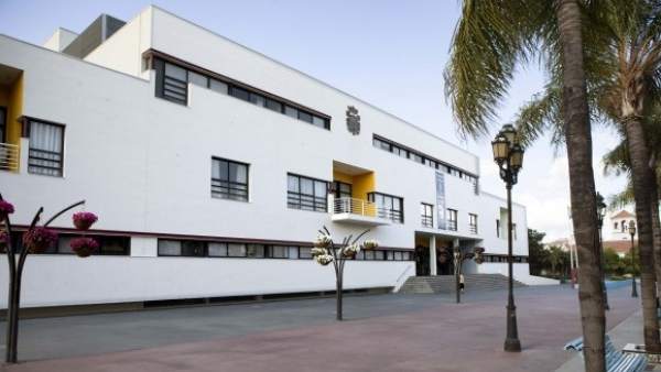 Ayuntamiento Torremolinos. Fachada Ayuntamiento Torremolinos. Fachada