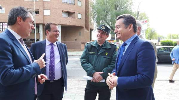 Antonio Sanz visita el Cecop Antonio Sanz visita el Cecop