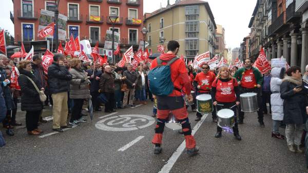 Valladolid (15-04-2018).- Manifestación pensiones dignas Valladolid (15-04-2018).- Manifestación pensiones dignas