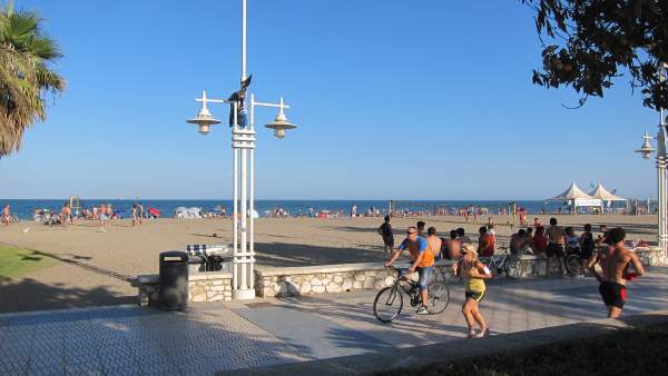 PLAYA, MISERICORDIA, HUELIN, VERANO, TURISMO, BICI, PASEO, GENTE, TURISTAS PLAYA, MISERICORDIA, HUELIN, VERANO, TURISMO, BICI, PASEO, GENTE, TURISTAS