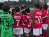 La brillante charla de un árbitro a los jugadores en un partido de alevines maravilla a España