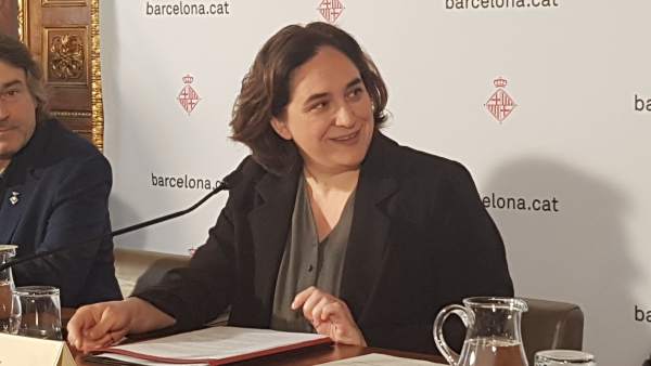 La alcaldesa de Barcelona, Ada Colau. La alcaldesa de Barcelona, Ada Colau.