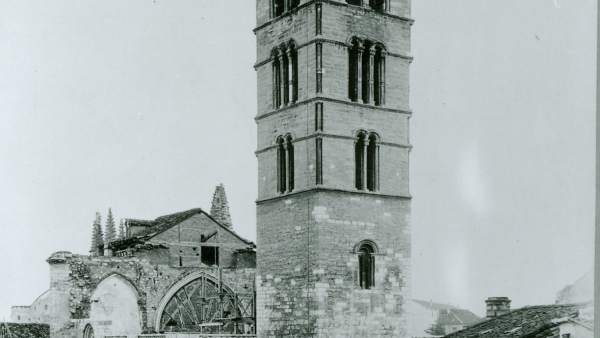 Imagen histórica de la Iglesia de La Antigua Imagen histórica de la Iglesia de La Antigua