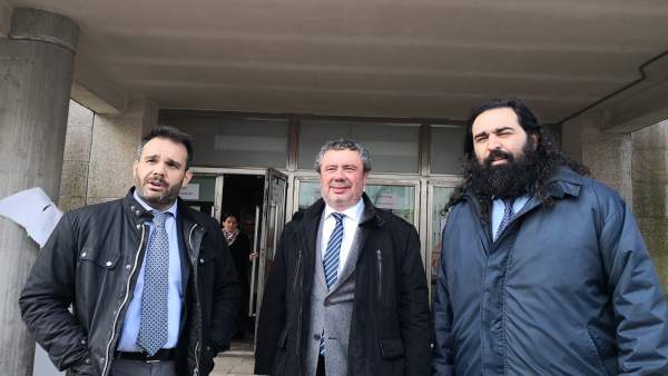 Abogados de víctimas y del maquinista del caso Angrois Abogados de víctimas y del maquinista del caso Angrois