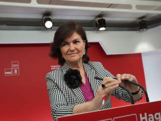 Carmen Calvo, secretaria de Igualdad del PSOE, en una rueda de prensa en Ferraz.