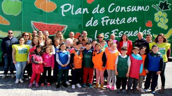 Frutibús Iznate niños colegios málaga Frutibús Iznate niños colegios málaga