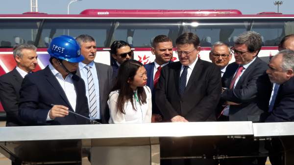 Puig aspira a cimentar acords amb el Port de Tianjin en la seua visita a la Xina Puig aspira a cimentar acords amb el Port de Tianjin en la seua visita a la Xina