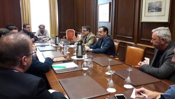 Reunión subdelegado gobierno minas voladuras canteras reclama a junta Reunión subdelegado gobierno minas voladuras canteras reclama a junta