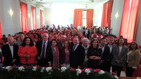 Autoridades en la clausura del Foro 'Perspectivas' Autoridades en la clausura del Foro 'Perspectivas'