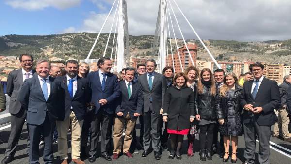 El PPCV veu "una deslleialtat" que la Generalitat convoque els alcaldes pel Pla de Rodalies El PPCV veu "una deslleialtat" que la Generalitat convoque els alcaldes pel Pla de Rodalies