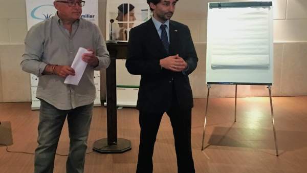 Seminario organizado por EFCL sobre oratoria. 16-4-2018 Seminario organizado por EFCL sobre oratoria. 16-4-2018