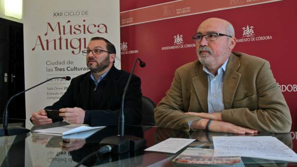 Luque (izda.) y Palomar presentan el programa de 'Música Antigua' Luque (izda.) y Palomar presentan el programa de 'Música Antigua'