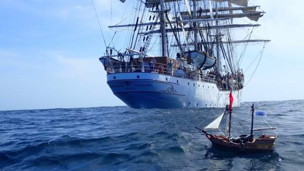 Barco pirata Barco pirata
