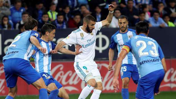 Karim Benzema contra el Málaga Karim Benzema contra el Málaga