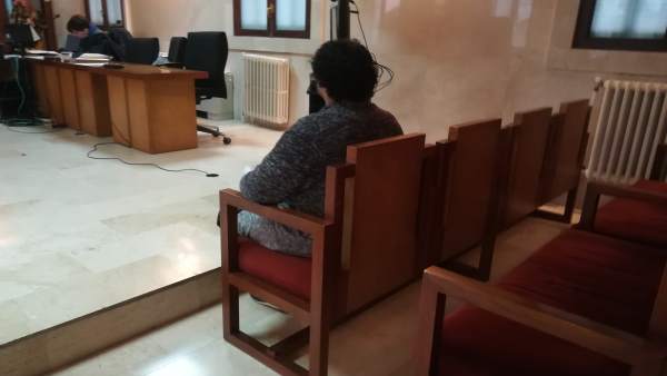 El acusado por proponer sexo a un menor, en el juicio en la Audiencia El acusado por proponer sexo a un menor, en el juicio en la Audiencia