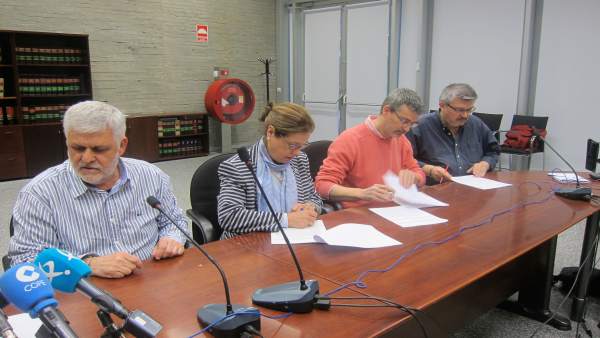 Junta y sindicatos firman el acuerdo sobre el nivel 1 de la Carrera Profesional Junta y sindicatos firman el acuerdo sobre el nivel 1 de la Carrera Profesional