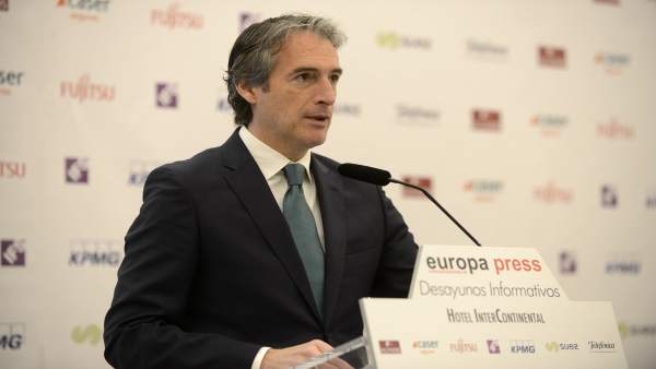 El ministro Íñigo de la Serna en los Desayunos Informativos de Europa Press El ministro Íñigo de la Serna en los Desayunos Informativos de Europa Press
