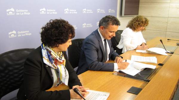 Firma convenio Gobierno con ASPACE Firma convenio Gobierno con ASPACE