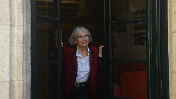 La escritora Donna Leon La escritora Donna Leon