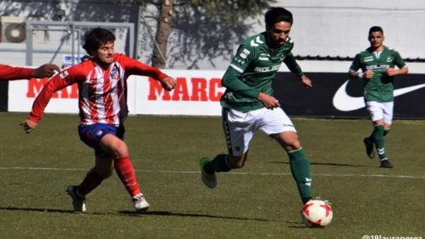 Lassad Nouioui, jugador del CD Toledo Lassad Nouioui, jugador del CD Toledo