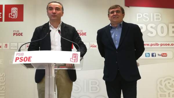 Pere Joan Pons y Francesc Antichb Pere Joan Pons y Francesc Antichb