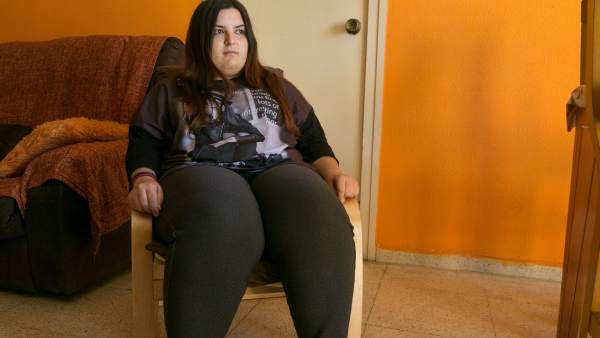 Brenda Fernández, paciente en lista de espera para operación bariátrica en el hospital de Bellvitge Brenda Fernández, paciente en lista de espera para operación bariátrica en el hospital de Bellvitge