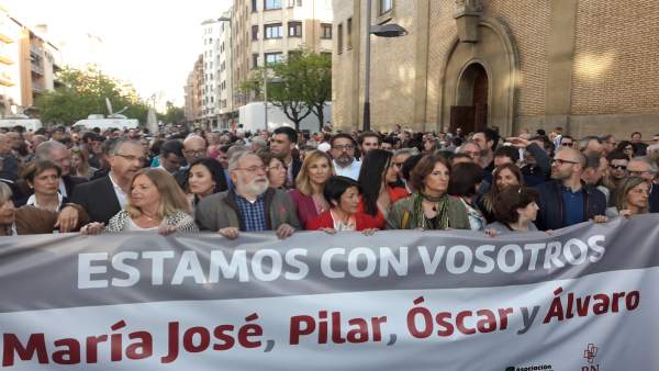 Concentración de apoyo en Pamplona a los guardias civiles agredidos en Alsasua. Concentración de apoyo en Pamplona a los guardias civiles agredidos en Alsasua.