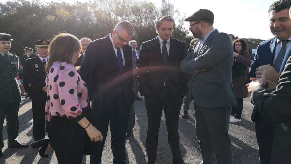 El ministro de Fomento en un acto en SAntiago. El ministro de Fomento en un acto en SAntiago.