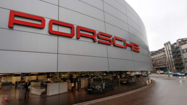 Redada en Alemania contra Porsche por sospechas de manipulación de emisiones Redada en Alemania contra Porsche por sospechas de manipulación de emisiones
