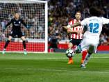 Exhibición total de Kepa en el Bernabéu y ante Keylor