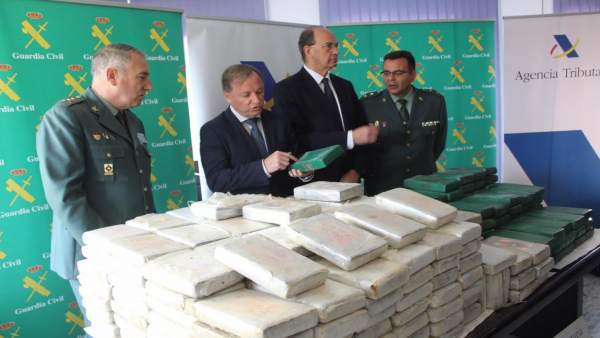 Interceptados 325 kilos de droga en el Puetro de València Interceptados 325 kilos de droga en el Puetro de València