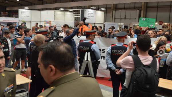 Protesta contra el Ejército en Lleida Protesta contra el Ejército en Lleida
