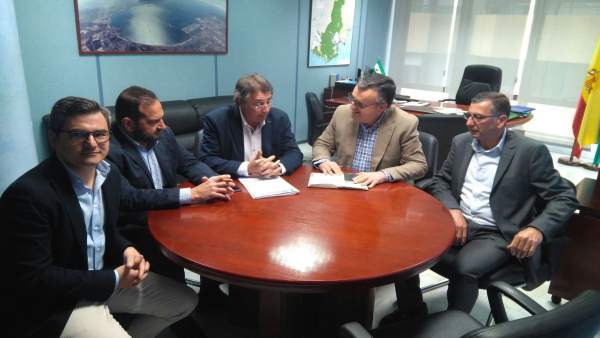 Reunión de empresarios del transporte con Ángel Gavino Reunión de empresarios del transporte con Ángel Gavino