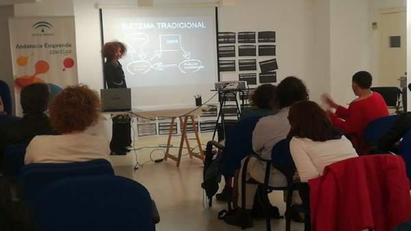 Asistentes al curso sobre moda en el CADE Asistentes al curso sobre moda en el CADE