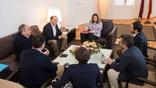 Reunión de la alcaldesa de Cartagena con los responsables de Zeta Gas Reunión de la alcaldesa de Cartagena con los responsables de Zeta Gas