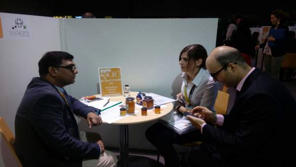 Empresas mantienen encuentros en el stand de Diputación en Agroalimentaria. Empresas mantienen encuentros en el stand de Diputación en Agroalimentaria.