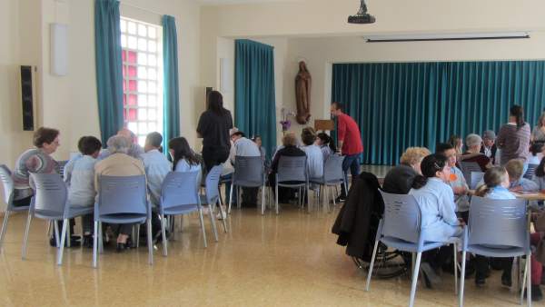 Encuentro Entre Escolares Y Personas Con Alzheimer Encuentro Entre Escolares Y Personas Con Alzheimer