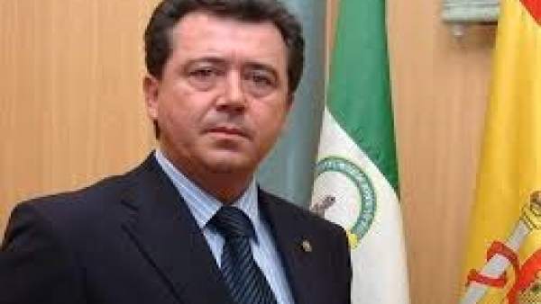 El alcalde de Linares, Juan Fernández El alcalde de Linares, Juan Fernández