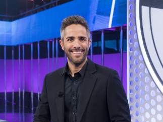 Roberto Leal presentará junto a la actriz y bailarina Rocío Muñoz el programa 'Bailando con las estrellas'.