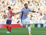 El Atlético cae en Anoeta y deja el título de Liga en bandeja al Barça