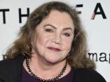 Kathleen Turner: "Michael Douglas y Jack Nicholson apostaron sobre quién sería el primero en tener sexo conmigo"