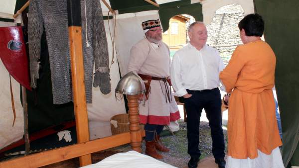 El presidente de la DPH en Montañana. El presidente de la DPH en Montañana.