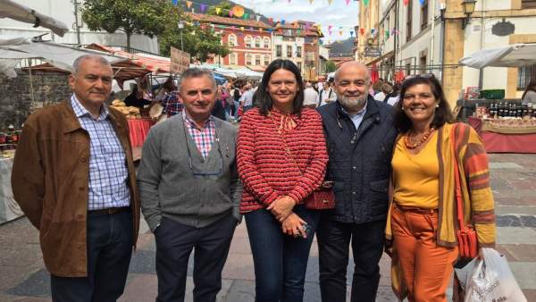 SUSANA LÓPEZ ARES, EN EL CENTRO, VISITA SALAS SUSANA LÓPEZ ARES, EN EL CENTRO, VISITA SALAS
