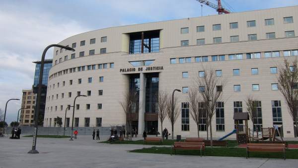 Palacio De Justicia De Pamplona. Palacio De Justicia De Pamplona.