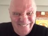 La explicación del loco vídeo de Anthony Hopkins podría estar en Jack Nicholson