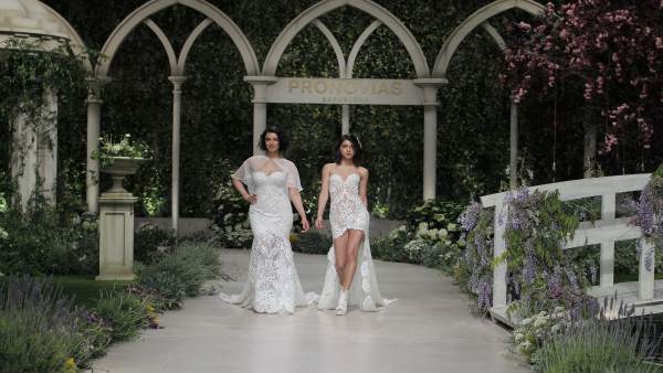 desfile de pronovias de la colección atelier 2019: así serán los